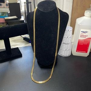 Gold Tone Chain Necklage